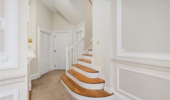 66 Webster St 9, Newport, RI 02840