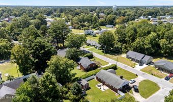 4083 Pitt St, Ayden, NC 28513