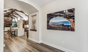 4867 N Prestwick Ave, Bel Aire, KS 67226