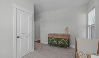 409 S Tunstall Ave, Apex, NC 27502