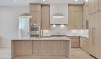 290 Christopher Robin Rd, Alpharetta, GA 30005