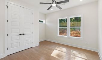 117 Oak Terrace Dr, Baldwin, GA 30511