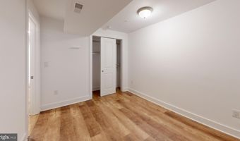 472 RIDGE St NW 3, Washington, DC 20001