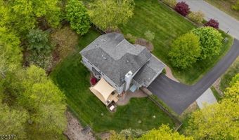 15 Upper Plateau Dr, Alloway, NJ 07462