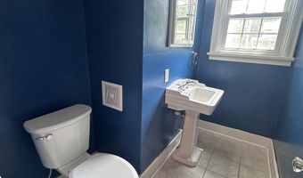 1207 8th St, Aurora, NE 68818