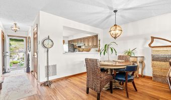 55 Mill Plain Rd 8-1, Danbury, CT 06811