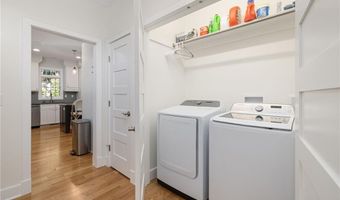 42 Camden Rd, Narragansett, RI 02882