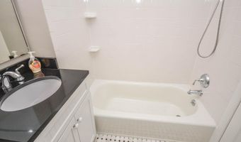 4805 WILLET Dr, Annandale, VA 22003