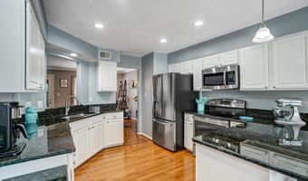 6552 KELSEY POINT Cir, Alexandria, VA 22315