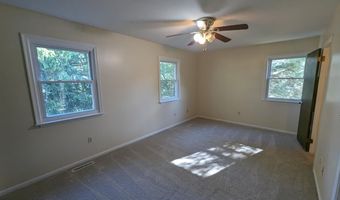 830 WOODCREST Dr, Dover, DE 19901