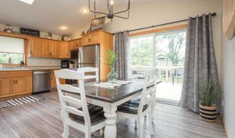 1316 Armstrong Rd NW, Alexandria, MN 56308
