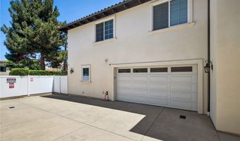 3918 W 242nd St, Torrance, CA 90505
