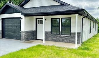 466 East St, Austin, IN 47102