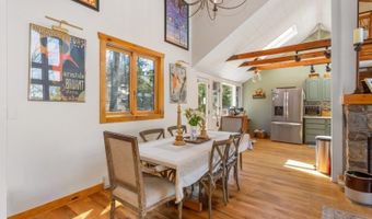 1046 Lakeside Dr E, Alloway, NJ 07422
