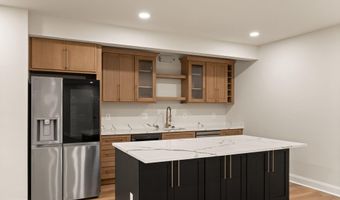 43864 ASHLAWN Ct, Ashburn, VA 20147