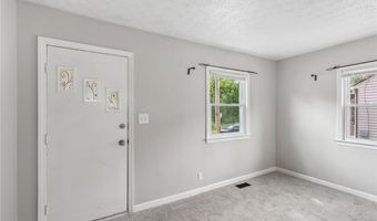 791 Eugene St, Akron, OH 44306