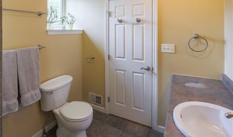 1811 Wharton St, Airville, PA 15203