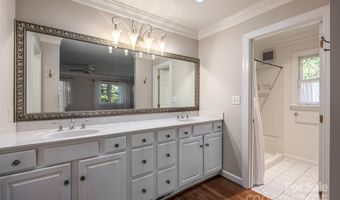 54 Fairway Rd, Asheville, NC 28804