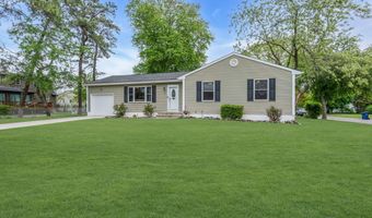 32 Bowline St, Beachwood, NJ 08722