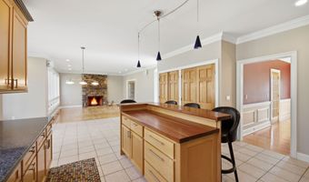 14 Joshua Ln, Coventry, CT 06238