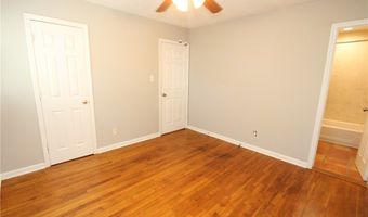 819 James St, Apex, NC 27502