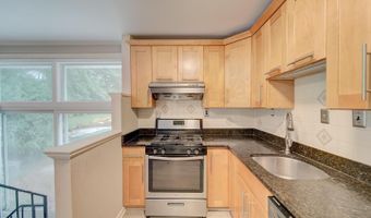 4837 RANDOLPH Dr, Annandale, VA 22003