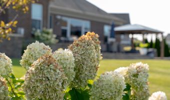 5818 Oakmont Blvd, Bargersville, IN 46106