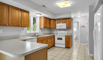 46 Pleasant Ave, Berlin, CT 06037
