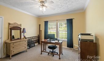 142 Pinners Cove Rd, Asheville, NC 28803