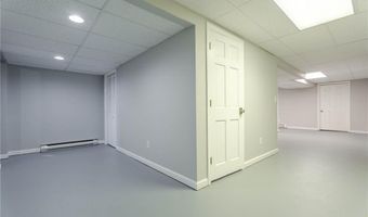 180 Pike Ave, Attleboro, MA 02703