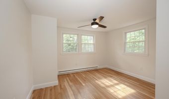 9 Northfield Rd, Amherst, NH 03031