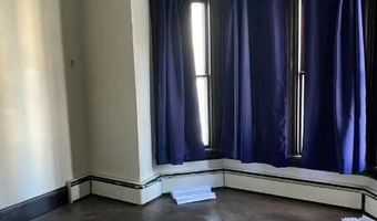 78 High St, Belfast, ME 04915