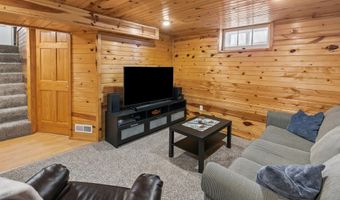 2202 6th Ave, Anoka, MN 55303