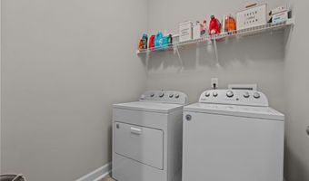 1340 Whitney Dr, Aberdeen, NC 28315