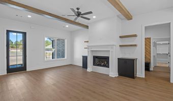 3881 Spencer Crossing Dr, Benton, AR 72019