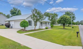 917 Leyland Dr, Albertville, AL 35950