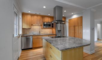 3206 S STAFFORD St, Arlington, VA 22206