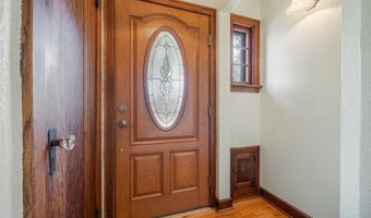 1615 N APPLETON St, Appleton, WI 54911