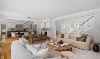 105 Princess Pine Dr, East Greenwich, RI 02818