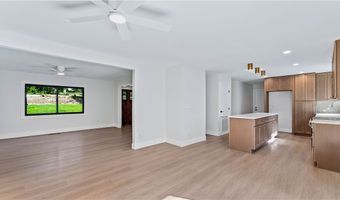 1801 Kimberly Pl, Bentonville, AR 72712