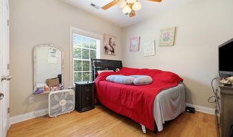 105 Moultrie Ln, Aberdeen, NC 28315