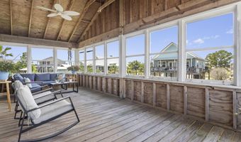 855 Dove Blvd, Bay St. Louis, MS 39520