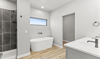 19225 Double Tree Cir, Belle Fourche, SD 57717