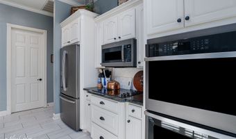 1310 Bay Ridge Dr, Benton, LA 71006