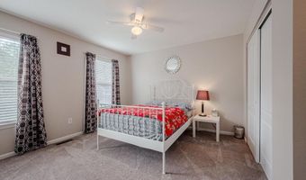 121 WYNNEFIELD Rd, Bear, DE 19701