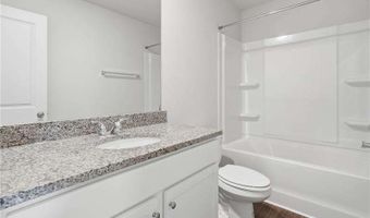 157 Village Green Dr, Adairsville, GA 30103