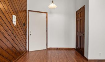 760 Woodside Trails Dr 203, Ballwin, MO 63021