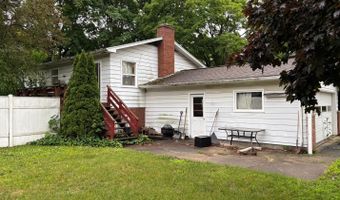 250 Purdy Dr, Alma, MI 48801
