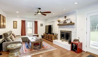 6788 LITTLE RIVER Tpke, Annandale, VA 22003