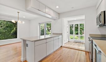 4929 JAMESTOWN Rd, Bethesda, MD 20816